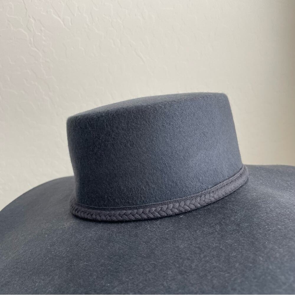 Universal Thread Grey Wool Hat NWT NWT - image 3